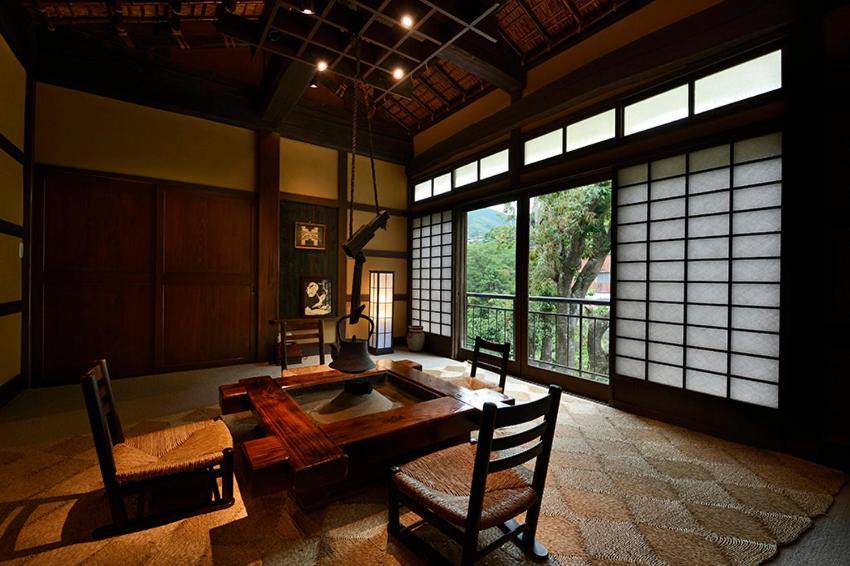 Hotel Shirakabeso à Izu  Extérieur photo