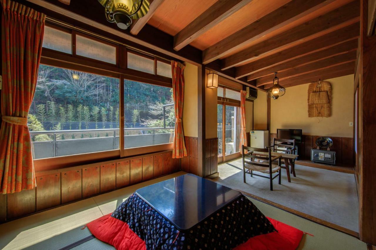 Hotel Shirakabeso à Izu  Extérieur photo