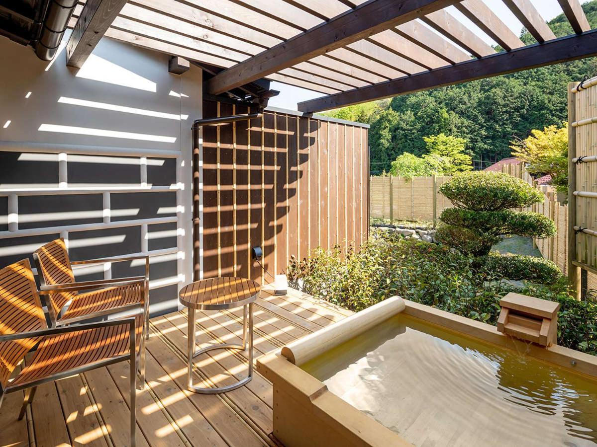 Hotel Shirakabeso à Izu  Extérieur photo
