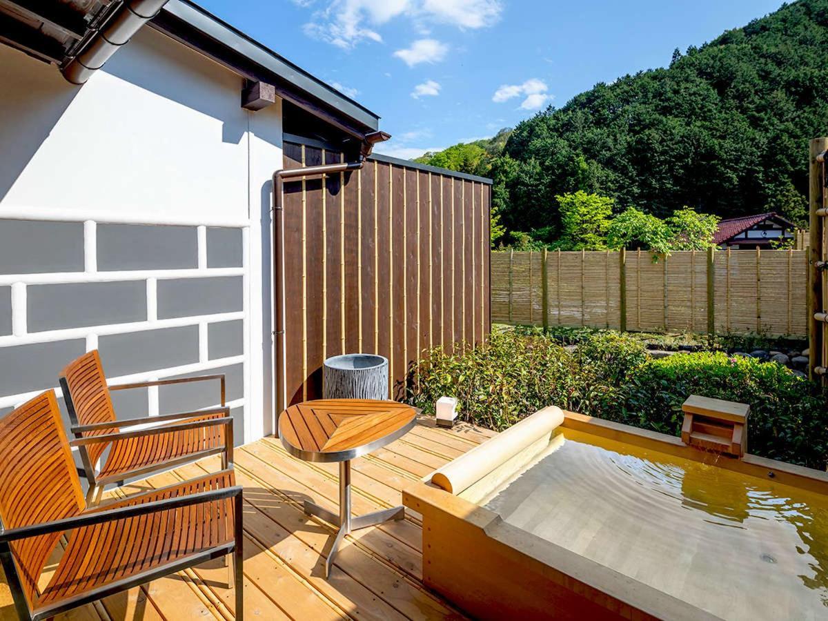 Hotel Shirakabeso à Izu  Extérieur photo